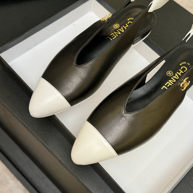 Chanel Slingbacks 64166-2