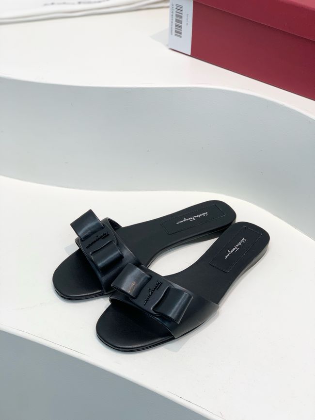 Ferragamo Slippers 64189-2
