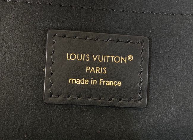 Louis Vuitton Alma BB M26409 black Louis Vuitton Alma BB M26409 black