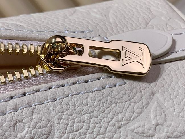 Louis Vuitton Alma BB M26409 cream