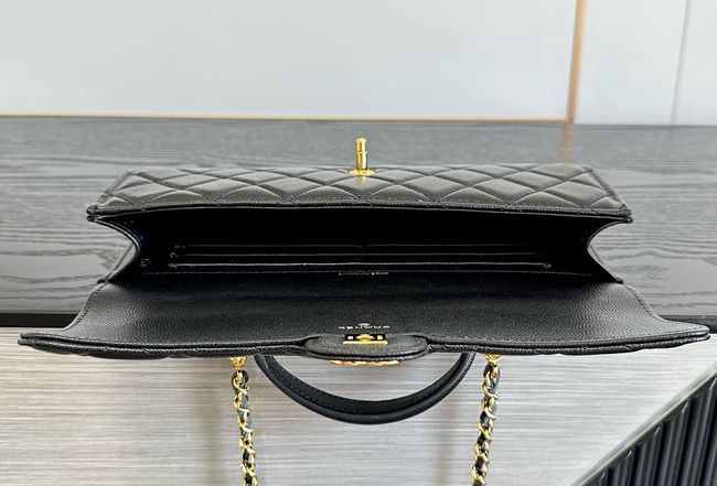 Chanel Clutch with chain AP5280 black