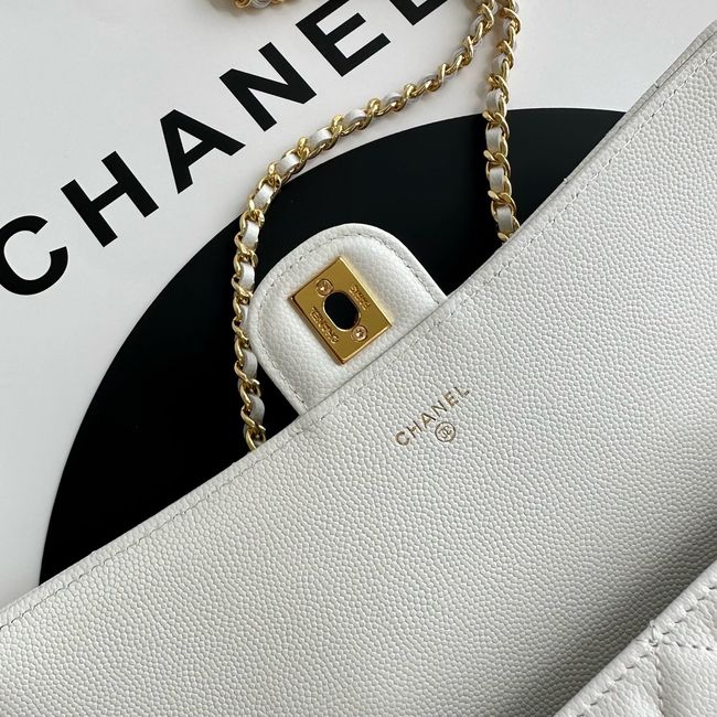 Chanel Clutch with chain AP5280 white