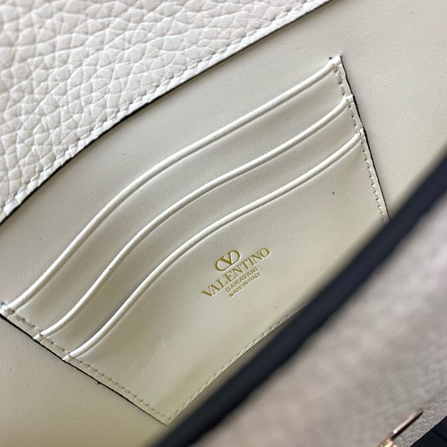 VALENTINO ROCKSTUD Small Calfskin Handbag VA088 white