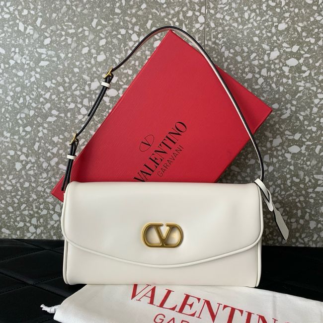 VALENTINO DEVAIN Small Sheepskin Shoulder Bag WB0T31 white VALENTINO DEVAIN Small Sheepskin Shoulder Bag WB0T31 white