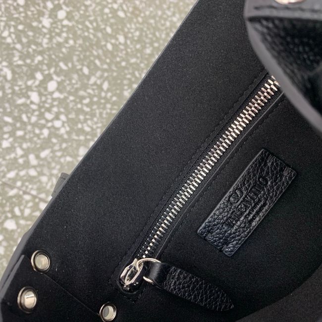 VALENTINO NELLCOTE small Calfskin Handbag WB0R78 black VALENTINO NELLCOTE small Calfskin Handbag WB0R78 black