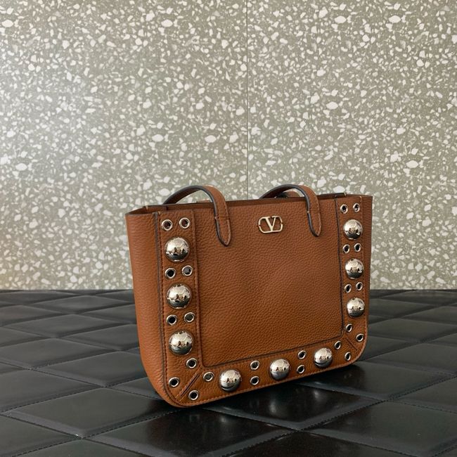 VALENTINO NELLCOTE small Calfskin Handbag WB0R78 camel VALENTINO NELLCOTE small Calfskin Handbag WB0R78 camel