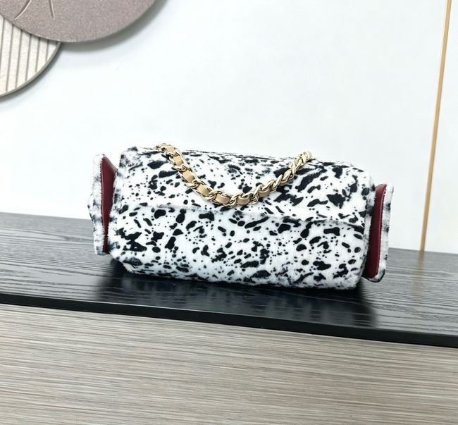 CHANEL 25 Mini Handbag AS5631 white & Black CHANEL 25 Mini Handbag AS5631 white & Black