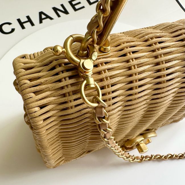 CHANEL Shoulder Bag AS5994 Apricot CHANEL Shoulder Bag AS5994 Apricot