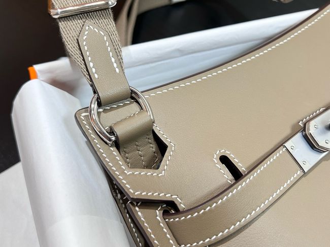 Hermes Jypsiere mini shoulder bag H088004 light gray &silver buckle Hermes Jypsiere mini shoulder bag H088004 light gray &silver buckle