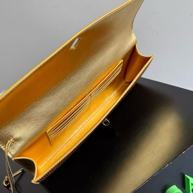 Bottega Veneta Andiamo Clutch Crystal 32190 gold Bottega Veneta Andiamo Clutch Crystal 32190 gold