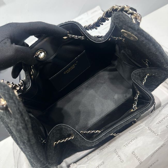 CHANEL 25 SMALL HANDBAG Felt AS5293 Dark Gray CHANEL 25 SMALL HANDBAG Felt AS5293 Dark Gray