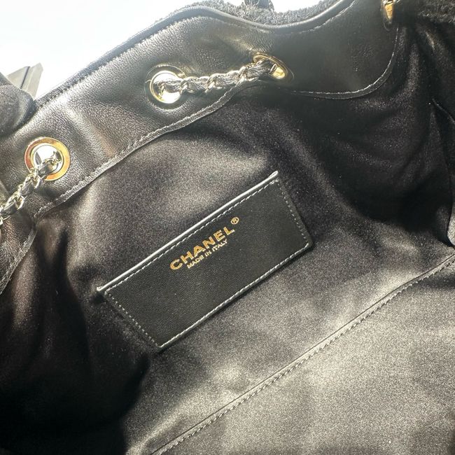 CHANEL 25 SMALL HANDBAG Felt AS5293 Dark Gray CHANEL 25 SMALL HANDBAG Felt AS5293 Dark Gray