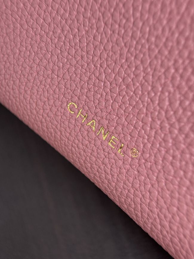 Chanel Large Vanity with chain AS6473 pink Chanel Large Vanity with chain AS6473 pink